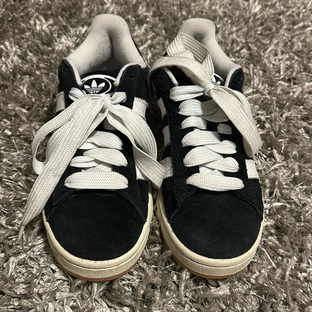 Adidas Campus 00s